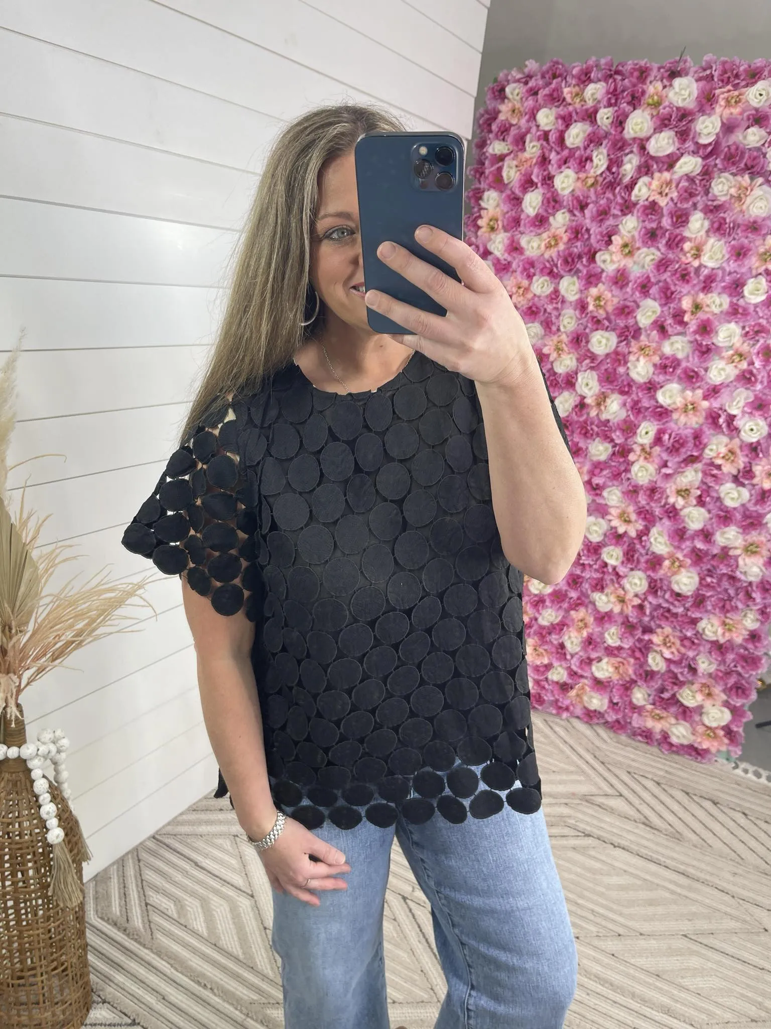 BLACK POLKADOT LACE SHORT SLEEVE TOP