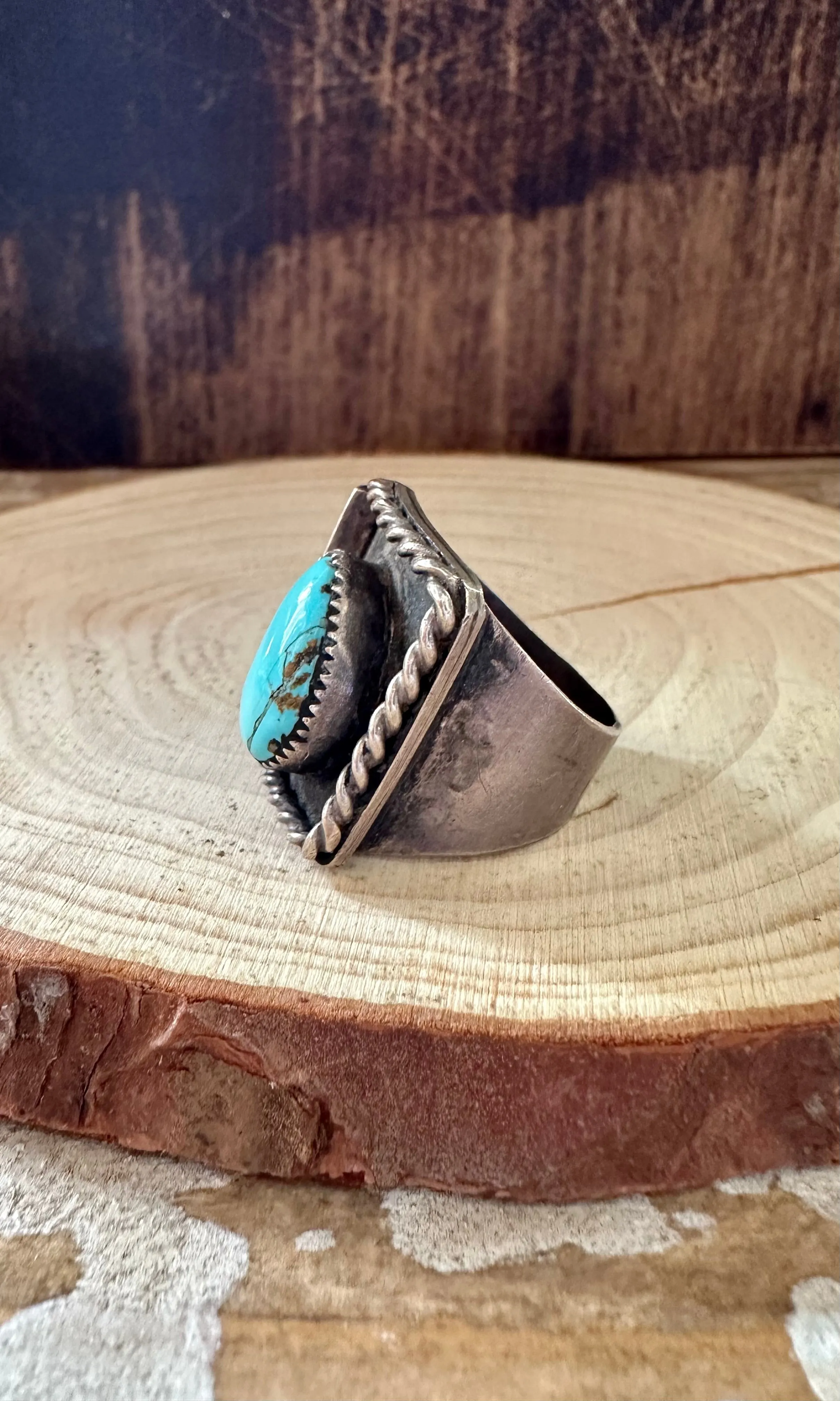 SHADOW BOXING Vintage Silver & Blue Turquoise Shadow Box Ring • Size 9